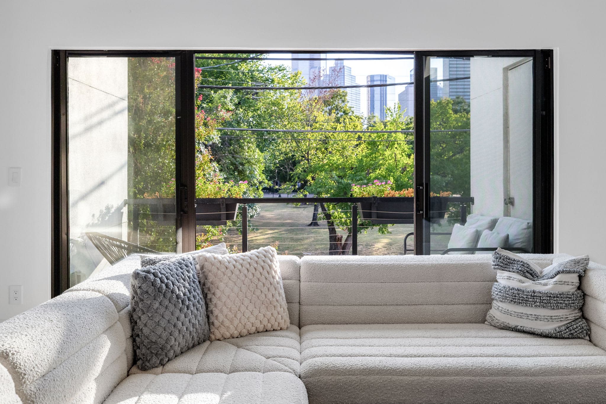 Ellum House | Deep Ellum | Villa with Private Pool, Game Room & Zen Garden photo 63