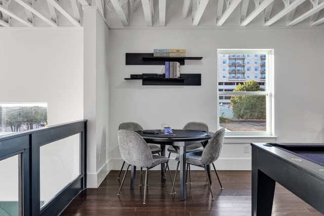 Image of Living space #15