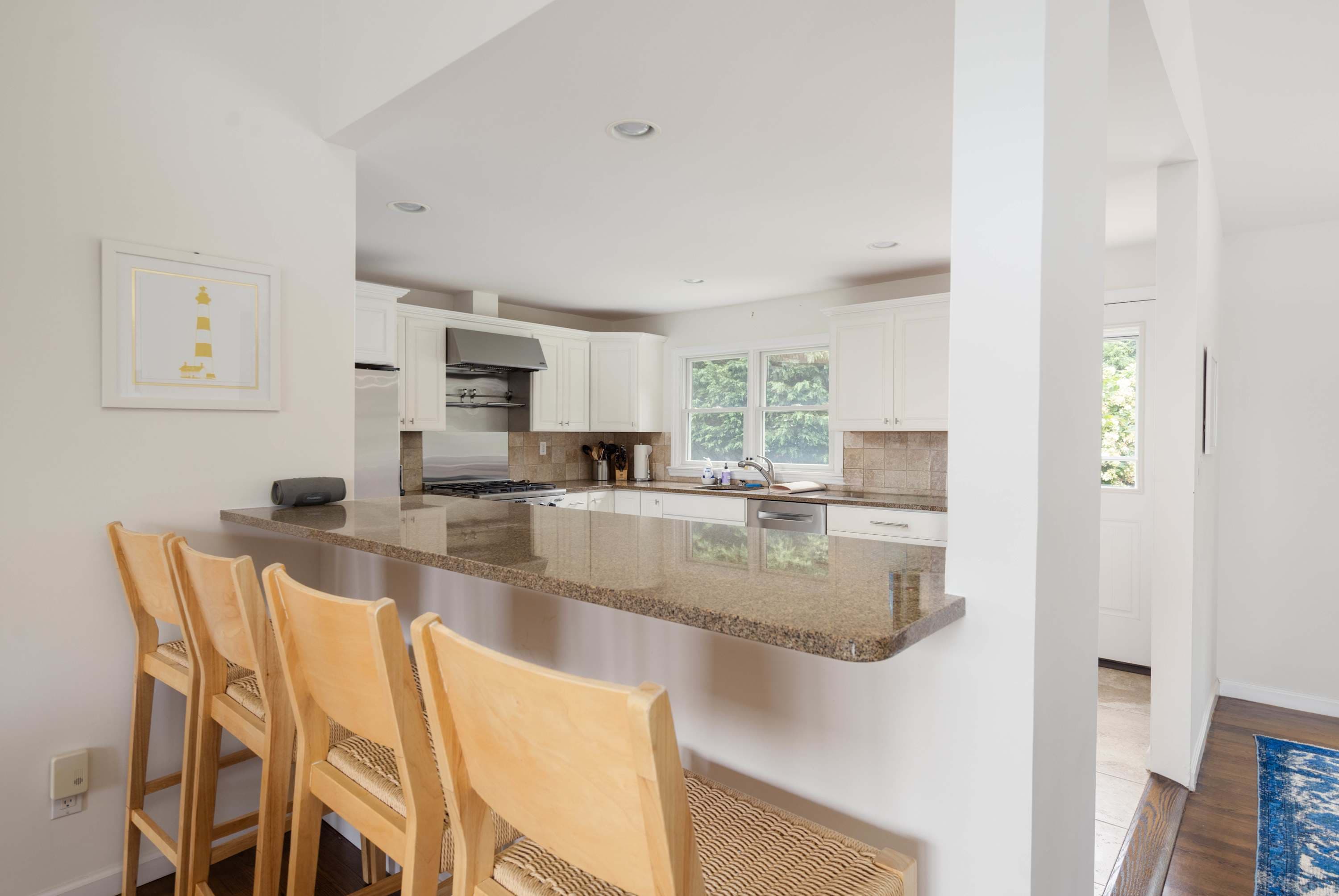 Highview Villa | Hampton Bays | Home with Heated Pool and Bay Views photo 8