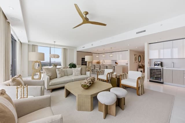Image of Living space #2