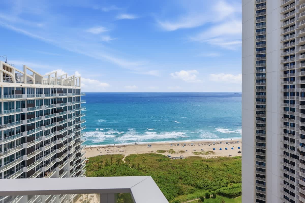 Atlantic Crown | Riviera Beach | Luxury Penthouse with Ocean Views photo 37