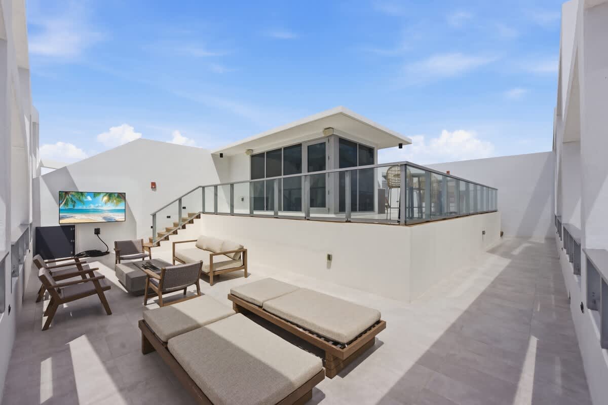 Atlantic Crown | Riviera Beach | Luxury Penthouse with Ocean Views photo 40