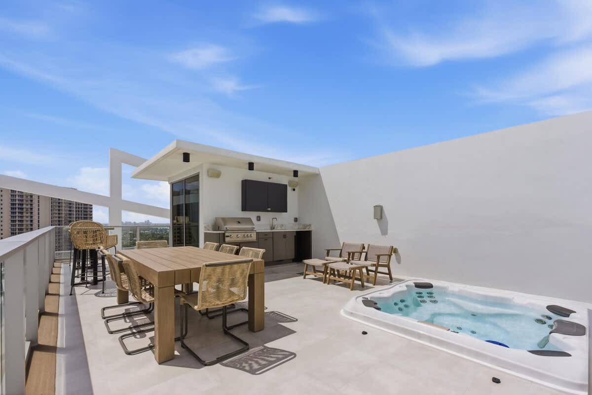 Atlantic Crown | Riviera Beach | Luxury Penthouse with Ocean Views photo 44