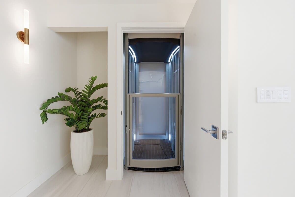 Atlantic Crown | Riviera Beach | Luxury Penthouse with Ocean Views photo 47