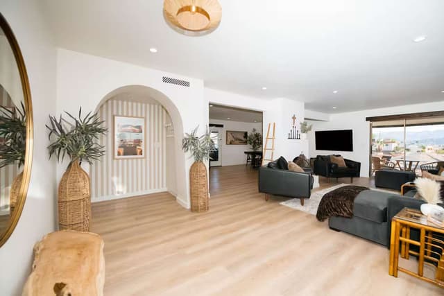 Image of Living space #3