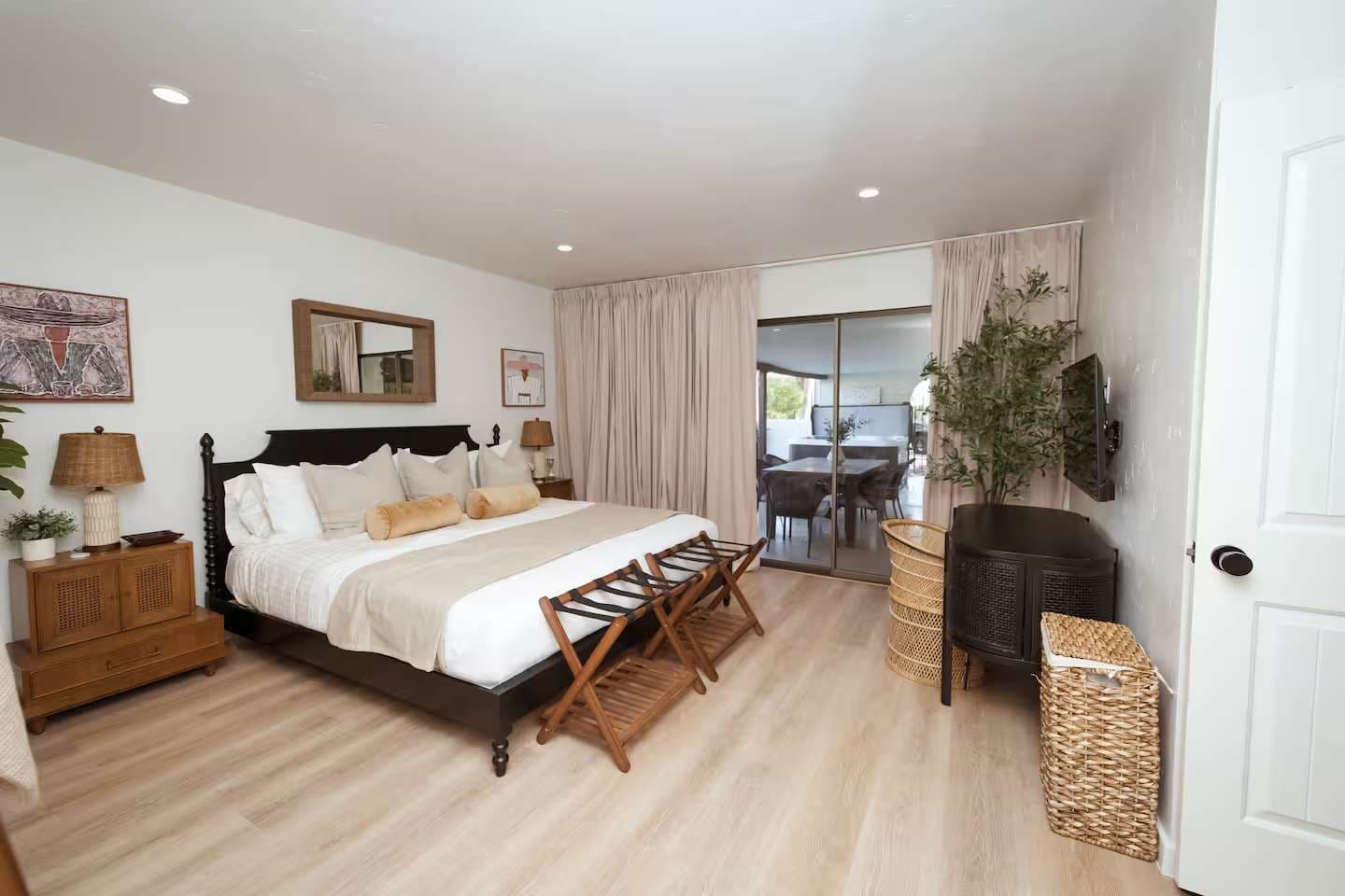 Casa Castaway | Lake Havasu City | Modern Retreat with Pool & Spa photo 12