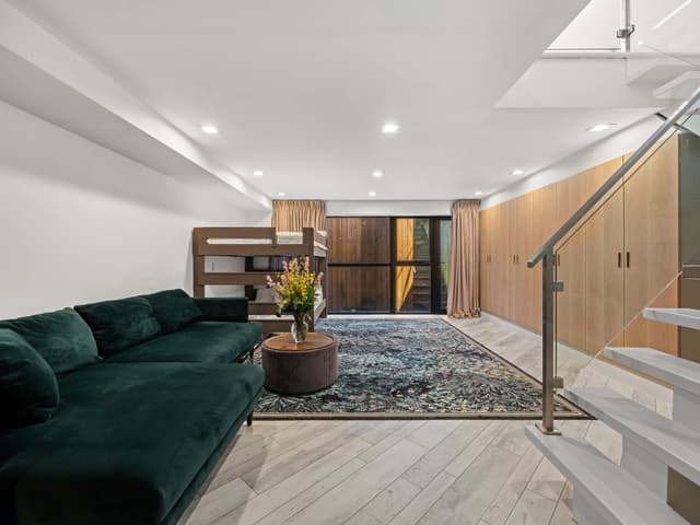 Image of Living space #6