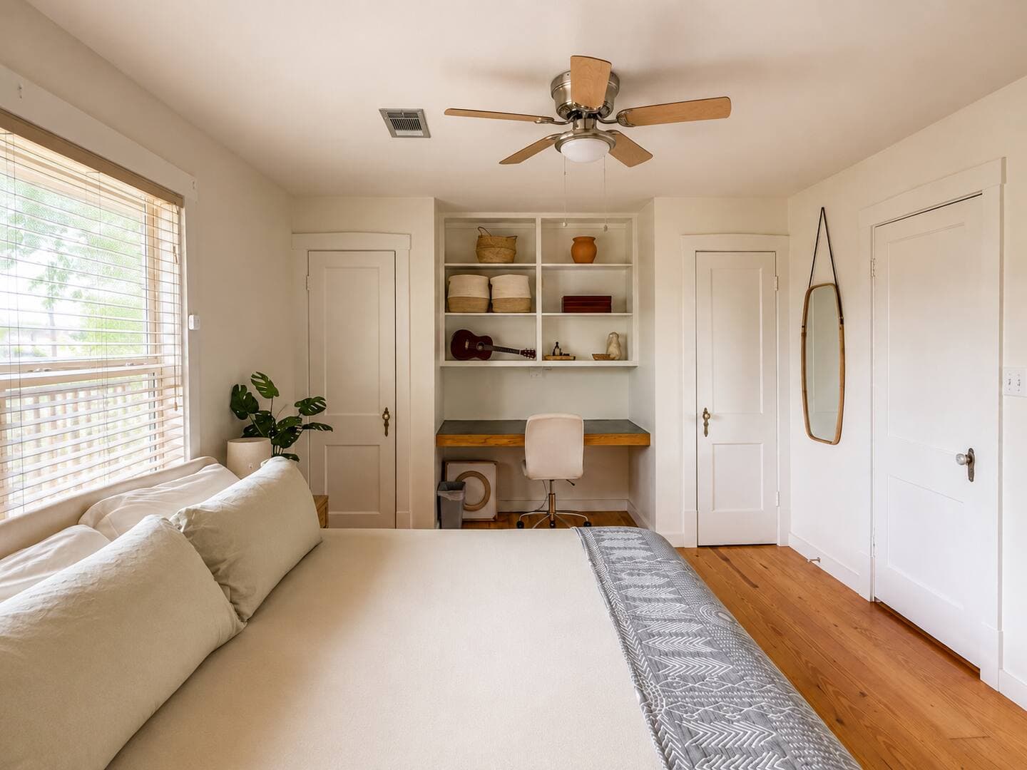Hilco | Martindale | Riverfront Estate & Casitas photo 19