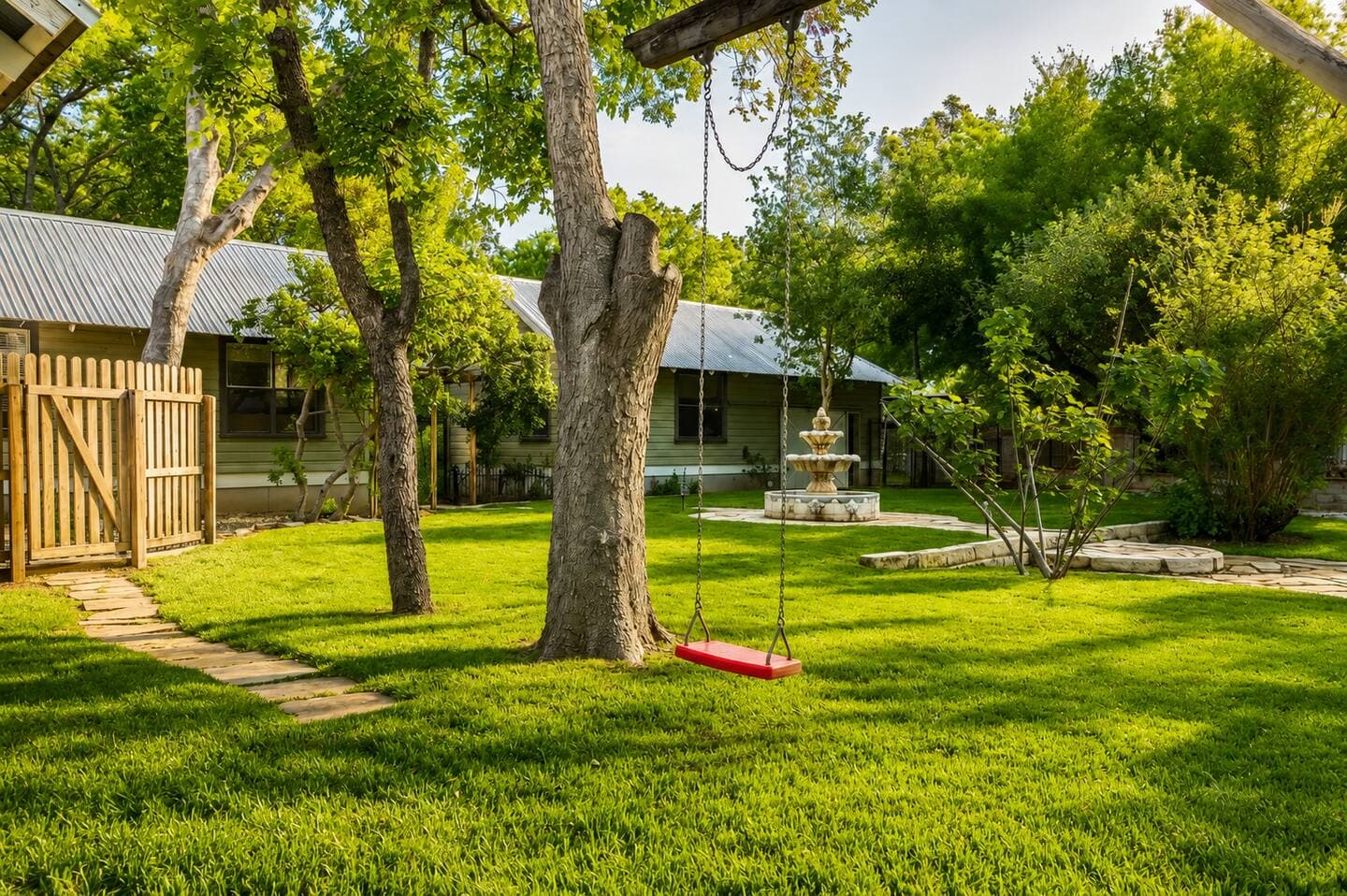 Hilco | Martindale | Riverfront Estate & Casitas photo 58