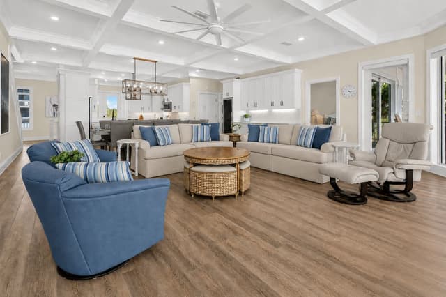 Image of Living space #2