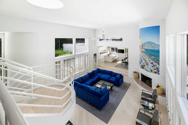 Image of Living space #3