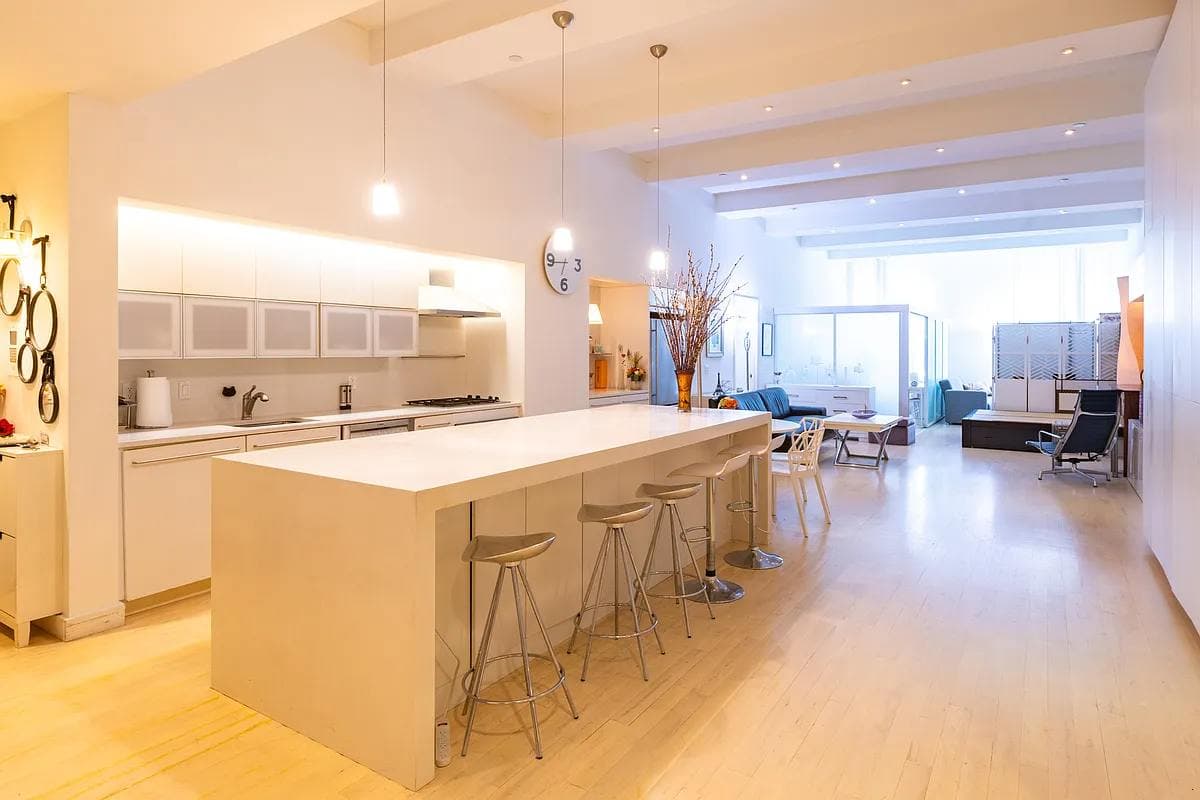 Exchange Loft | Financial District | Designer Loft with Rooftop & Pool main photo