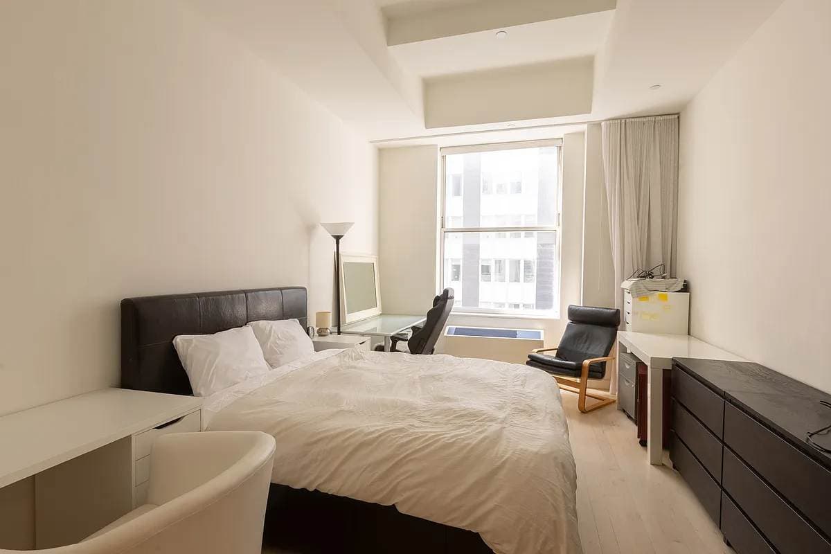 Exchange Loft | Financial District | Designer Loft with Rooftop & Pool photo 19