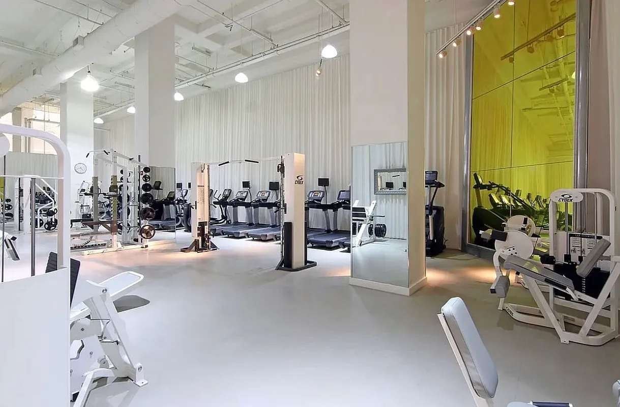 Exchange Loft | Financial District | Designer Loft with Rooftop & Pool photo 34