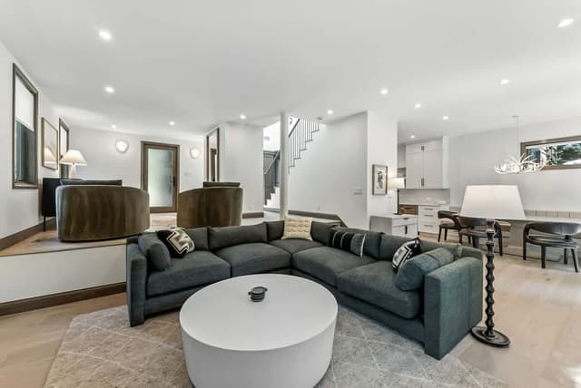 Image of Living space #3