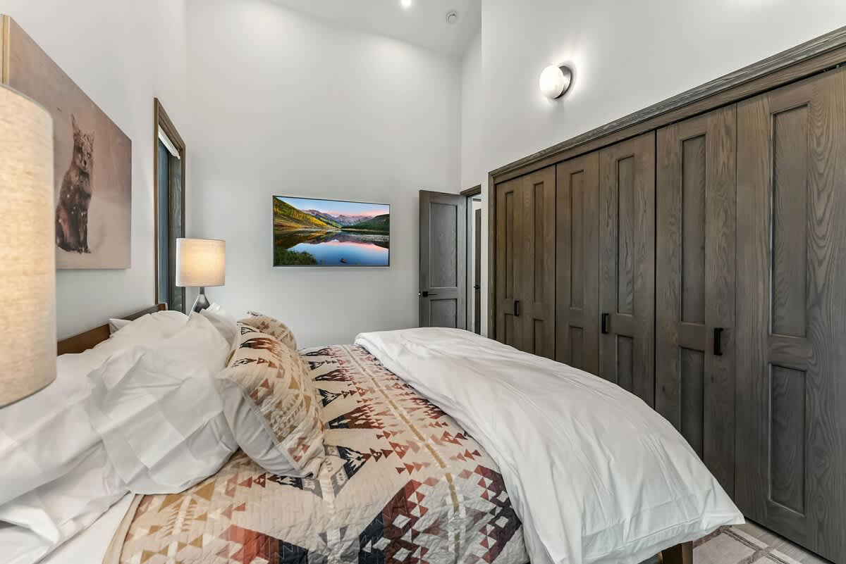 Manns House | Vail | Modern Retreat w/ Mountain Views photo 29