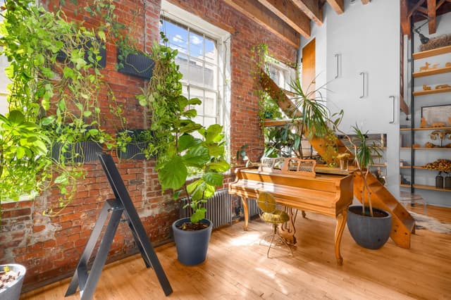Image of Living space #11