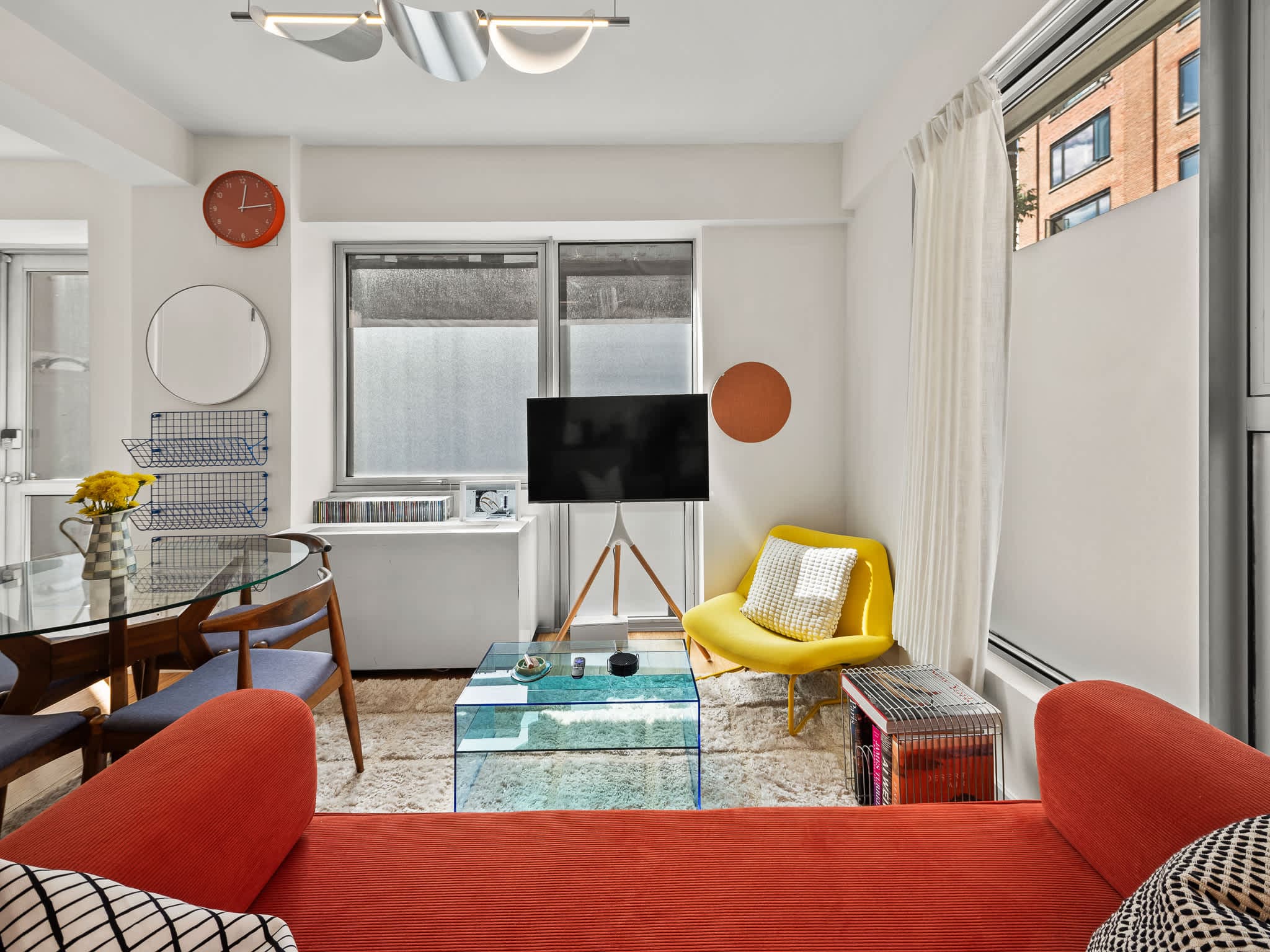 The Berry | Williamsburg | Modern Residence photo 3