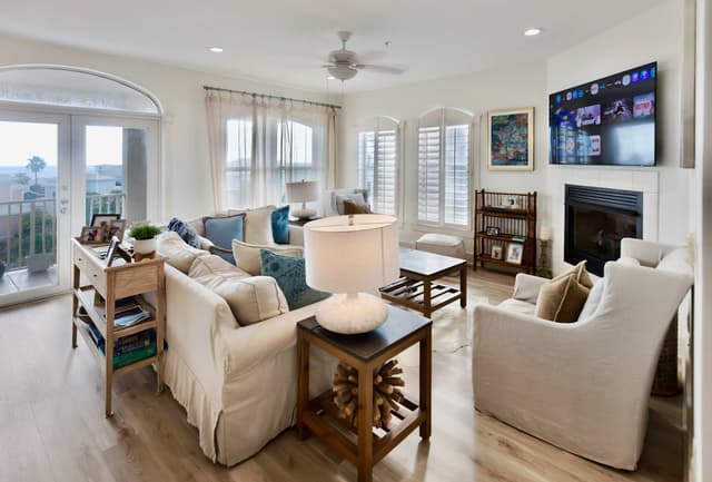 Image of Living space #3