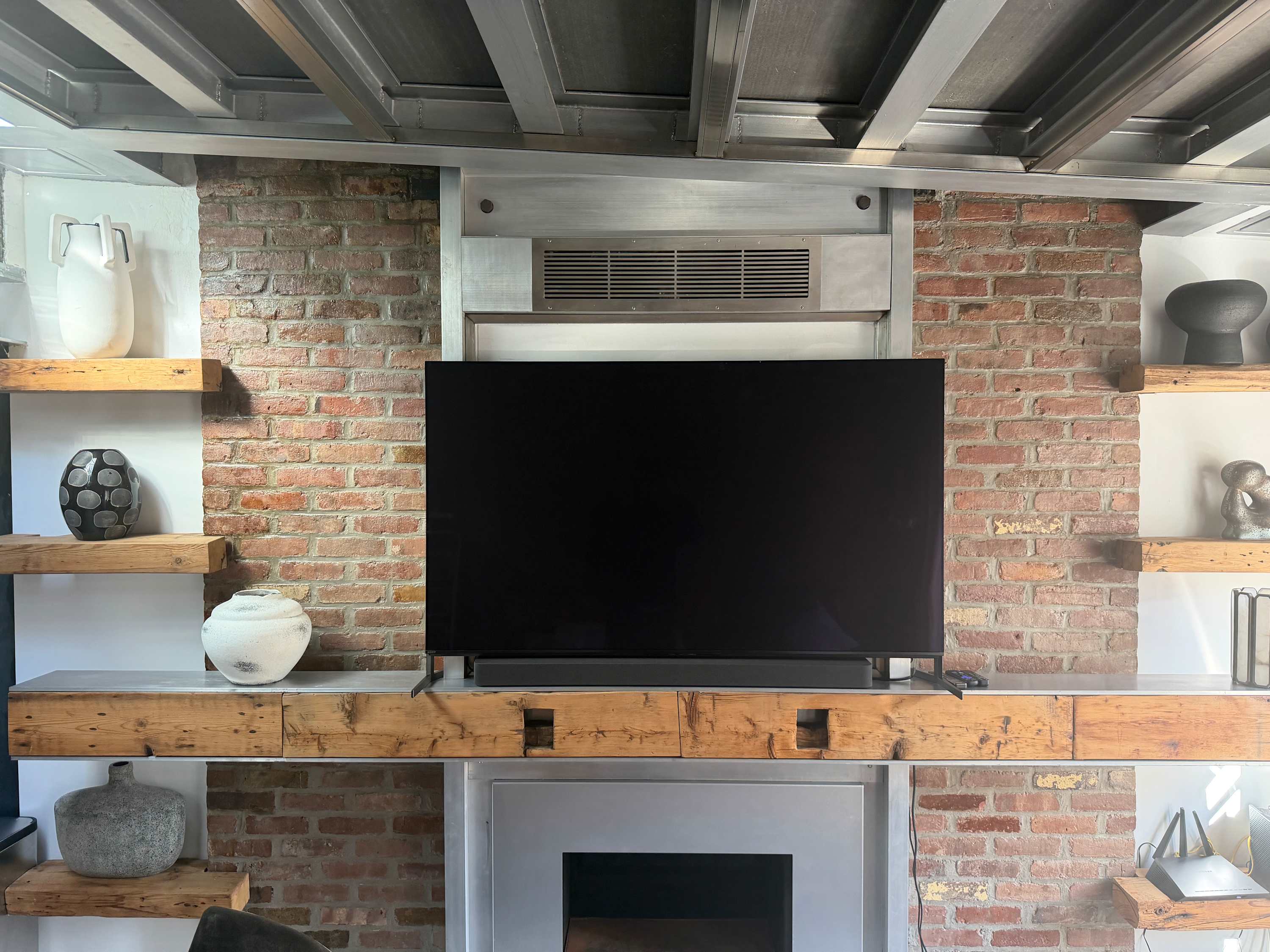 Perry Place | West Village | Penthouse with Private Rooftop Deck photo 3