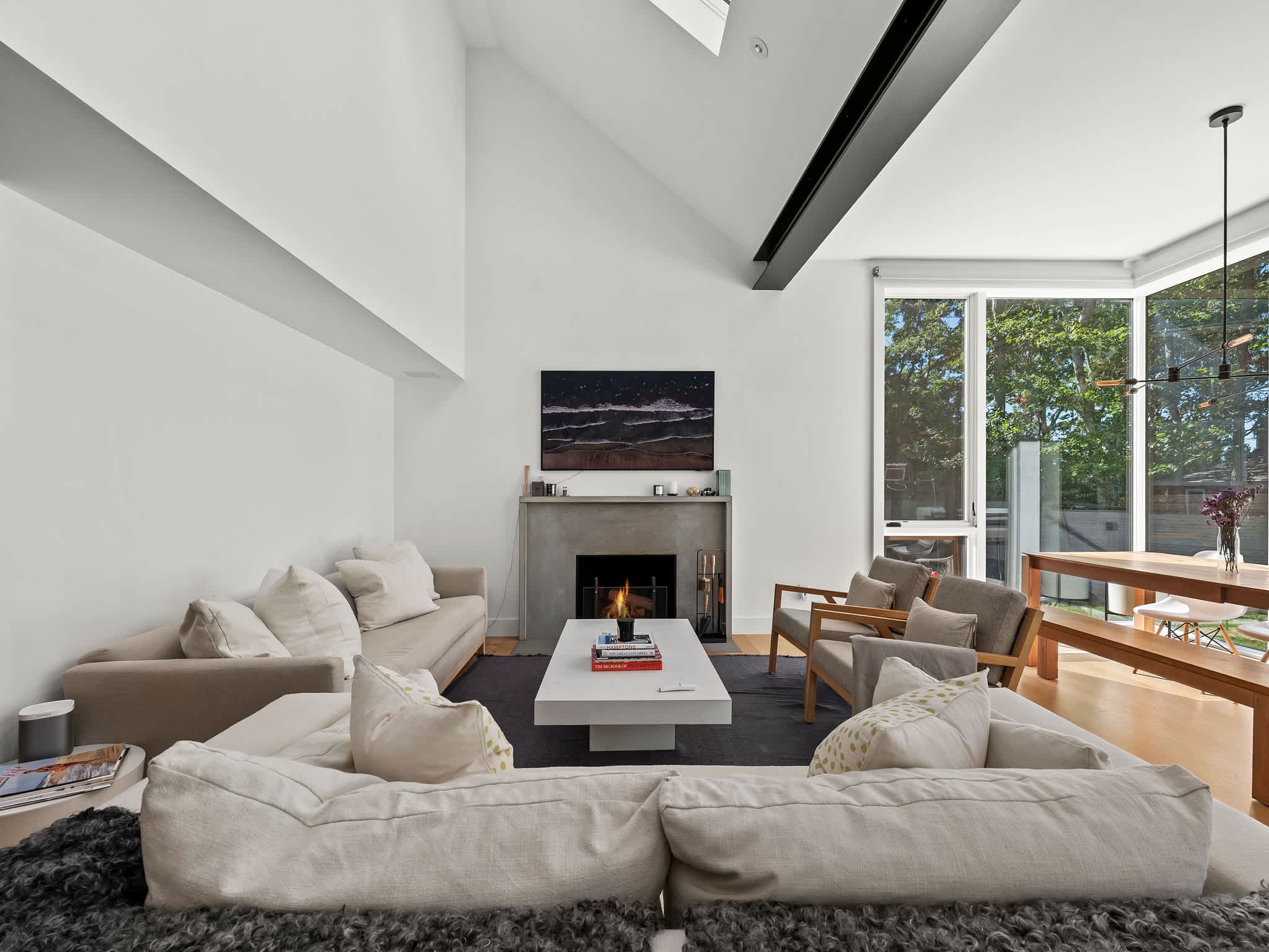 Whalebone | Southampton | Modern Home with Private Pool & Water Views photo 2