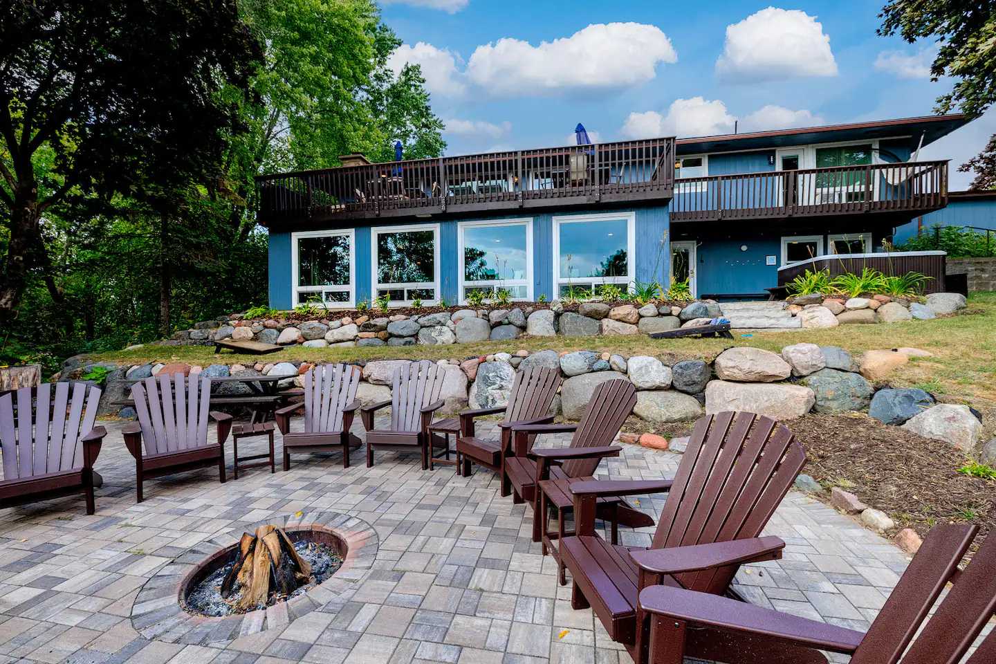 Eagle’s Nest | Schmidt Lake | Lakefront Home with Hot Tub & Fire Pit photo 3