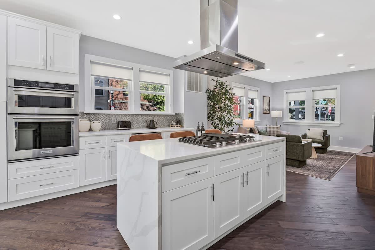 Todd Residence | Washington | Modern Home w/ Private Parking main photo