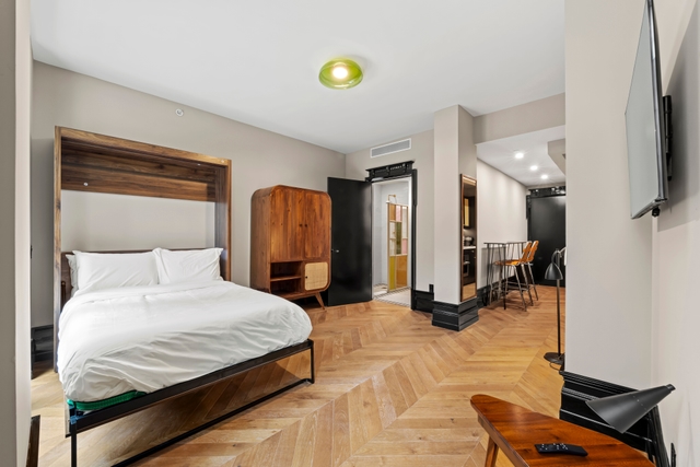 Image of Living space #2