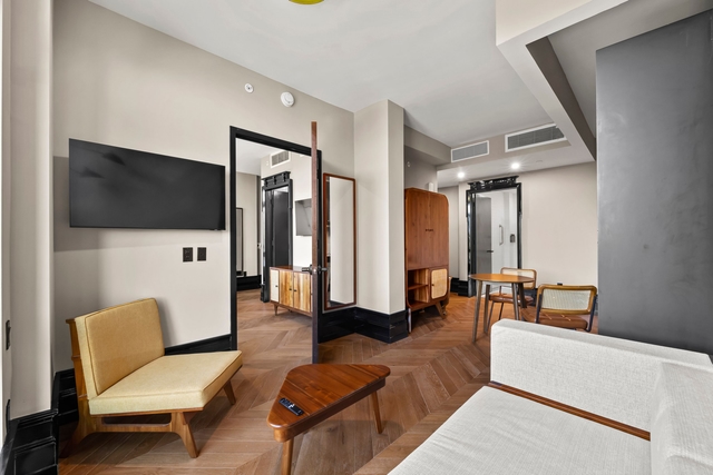 Image of Living space #2