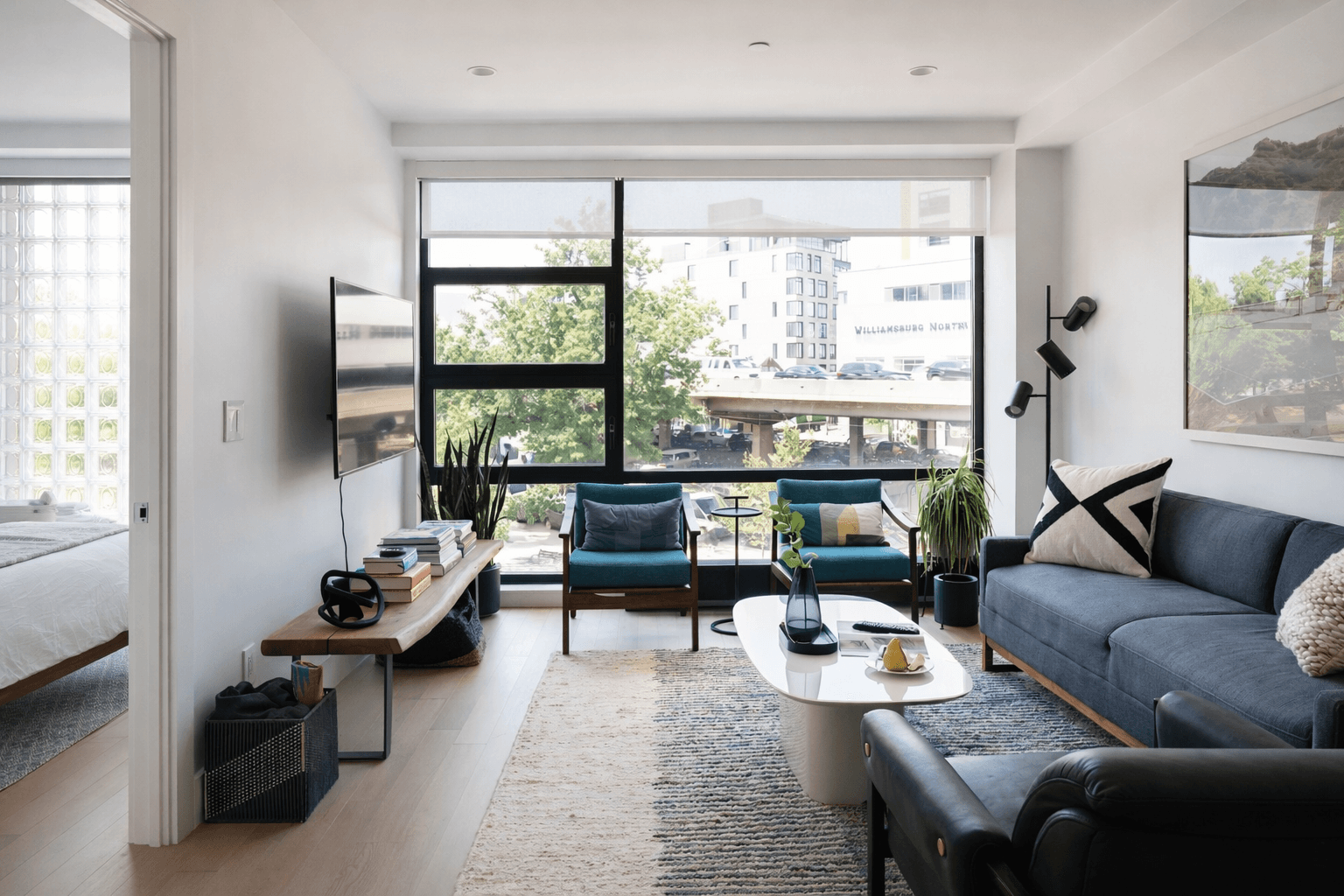 Union Residence | Williamsburg | Modern Apartment with City Views photo 6