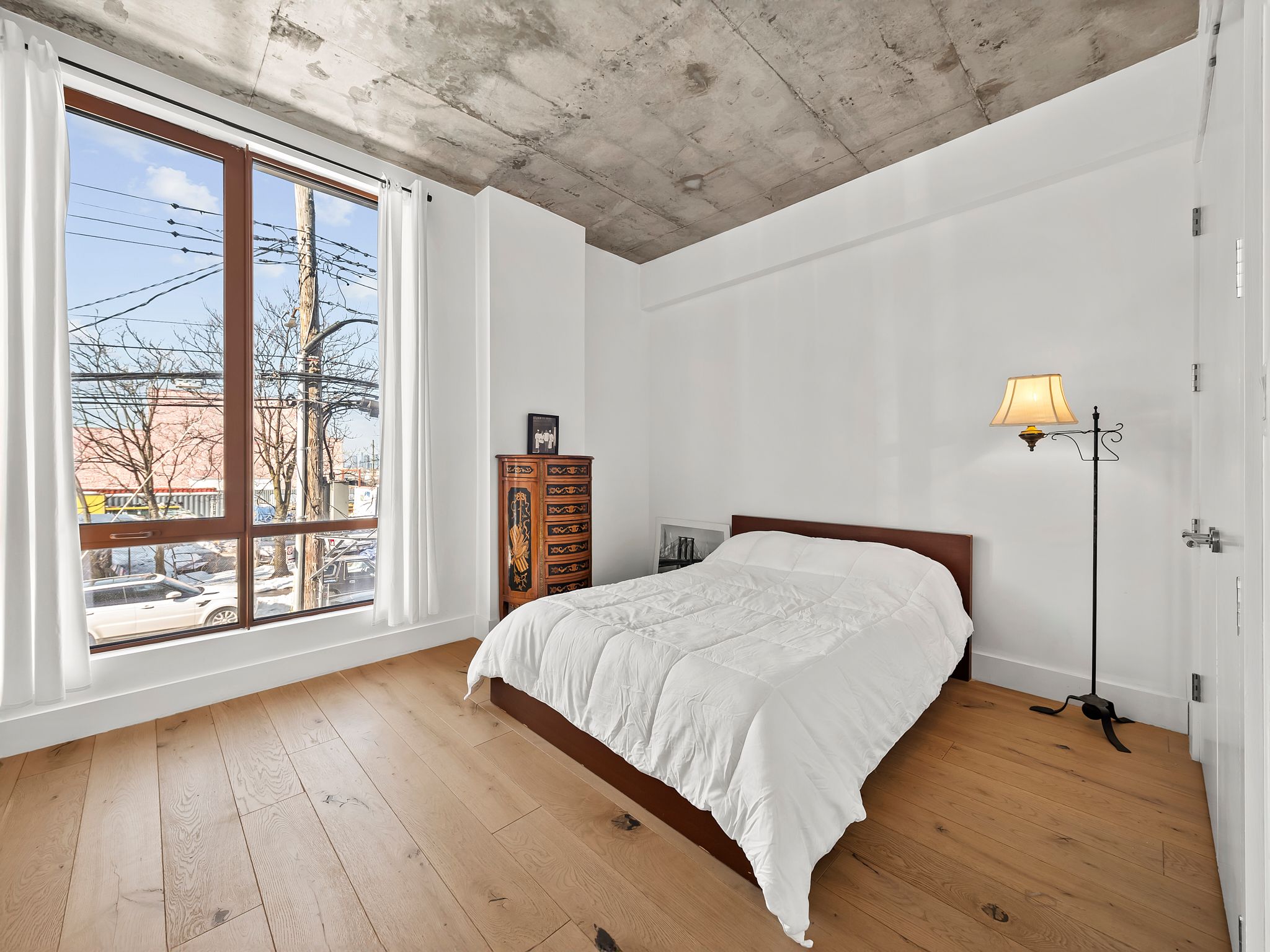 Conover Loft | Red Hook | Loft Apartment with Private Rooftop photo 19