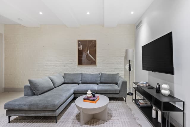 Image of Living space #2