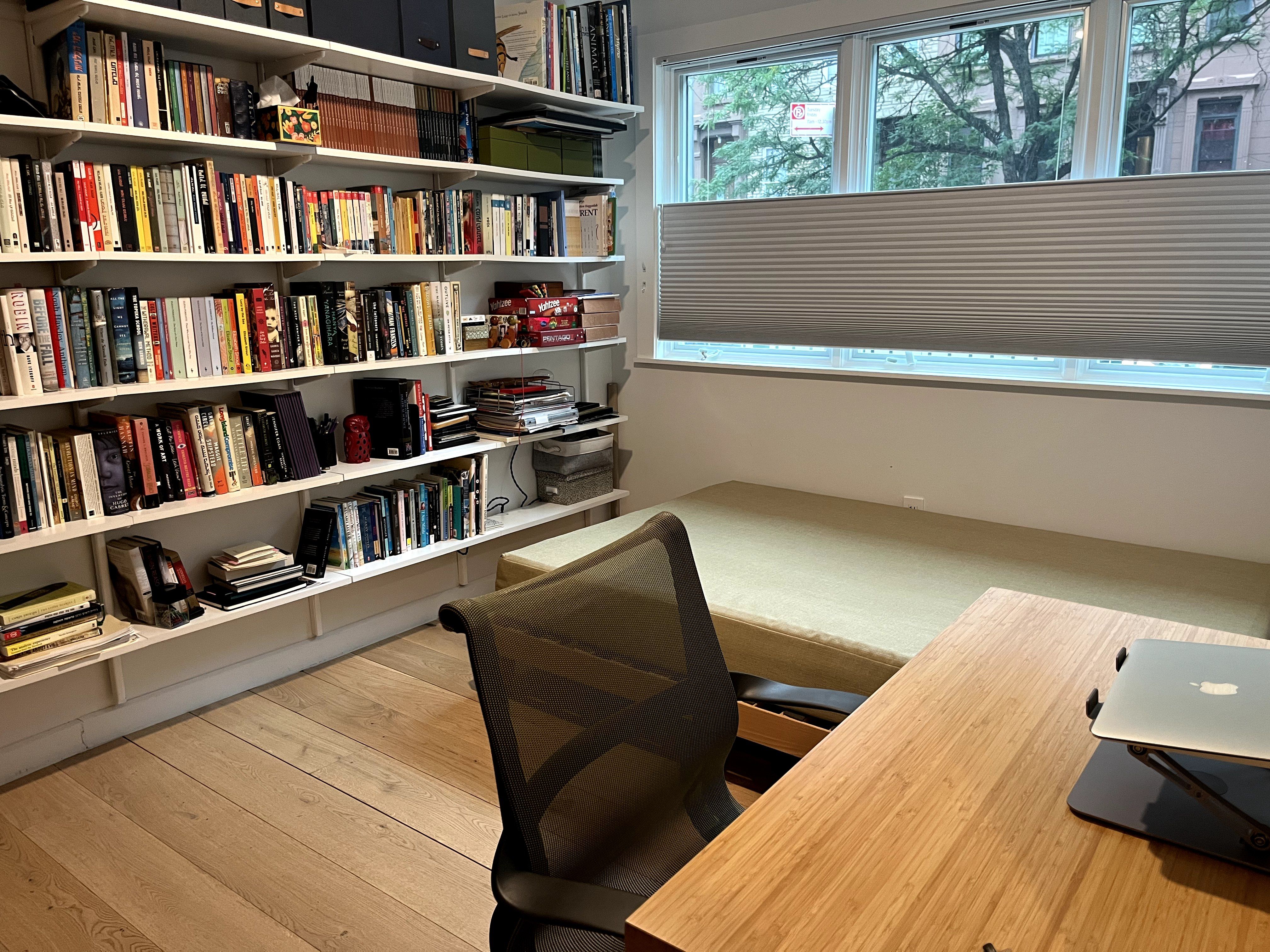 Hillcrest Place | Clinton Hill | Apartment with Private Backyard photo 9