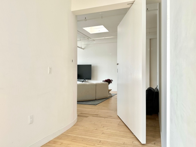 Image of Living space #2