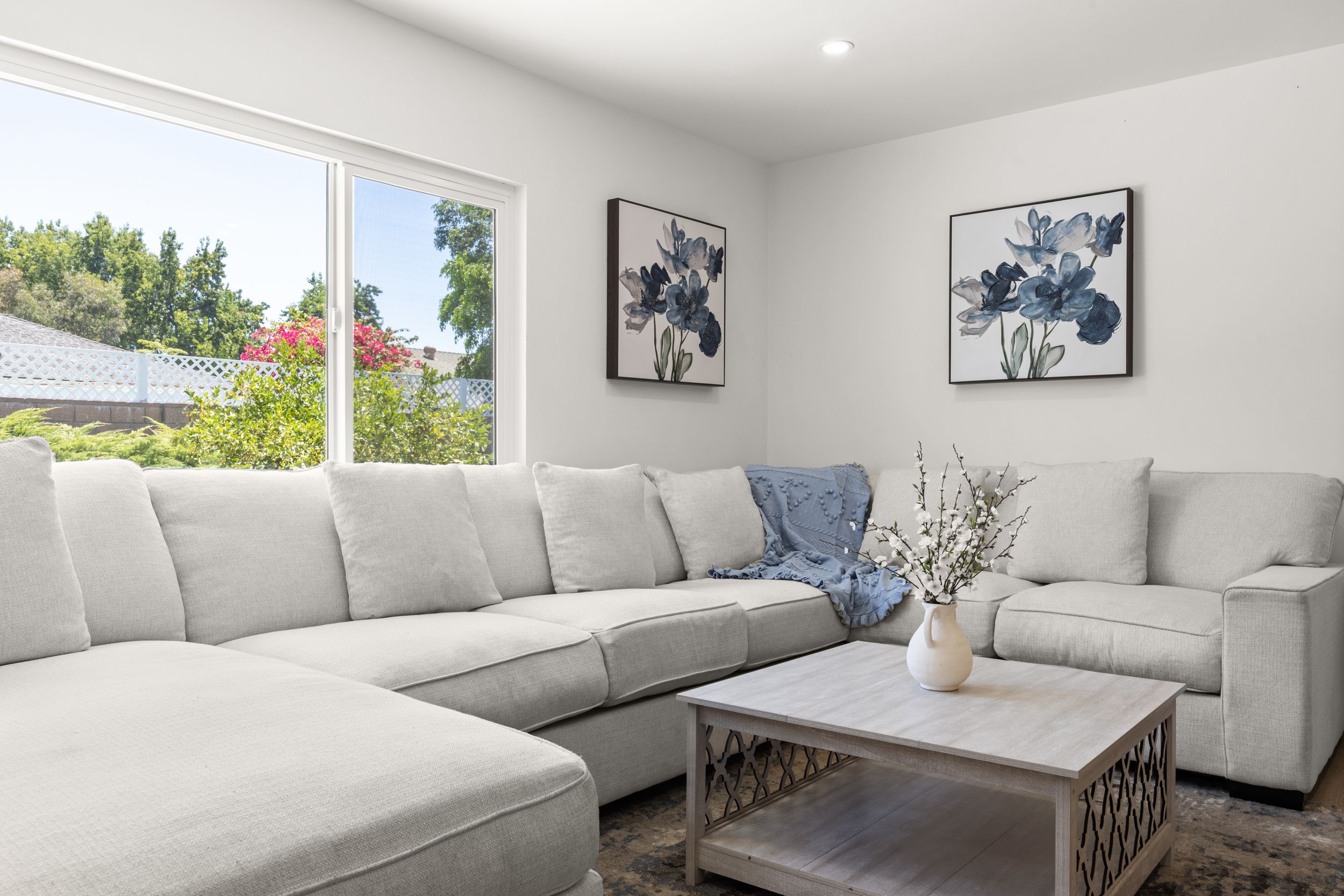 Whitaker Place | Northridge | Modern Designer Home photo 8