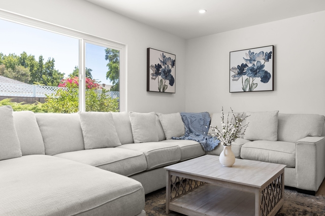 Image of Living space #6