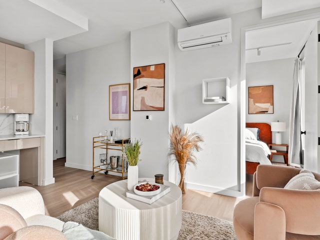 Image of Living space #4