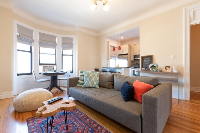 Image of Living space #7