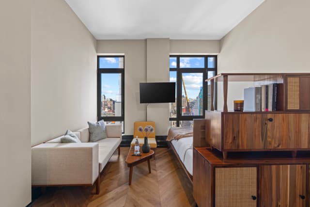 Image of Living space #3