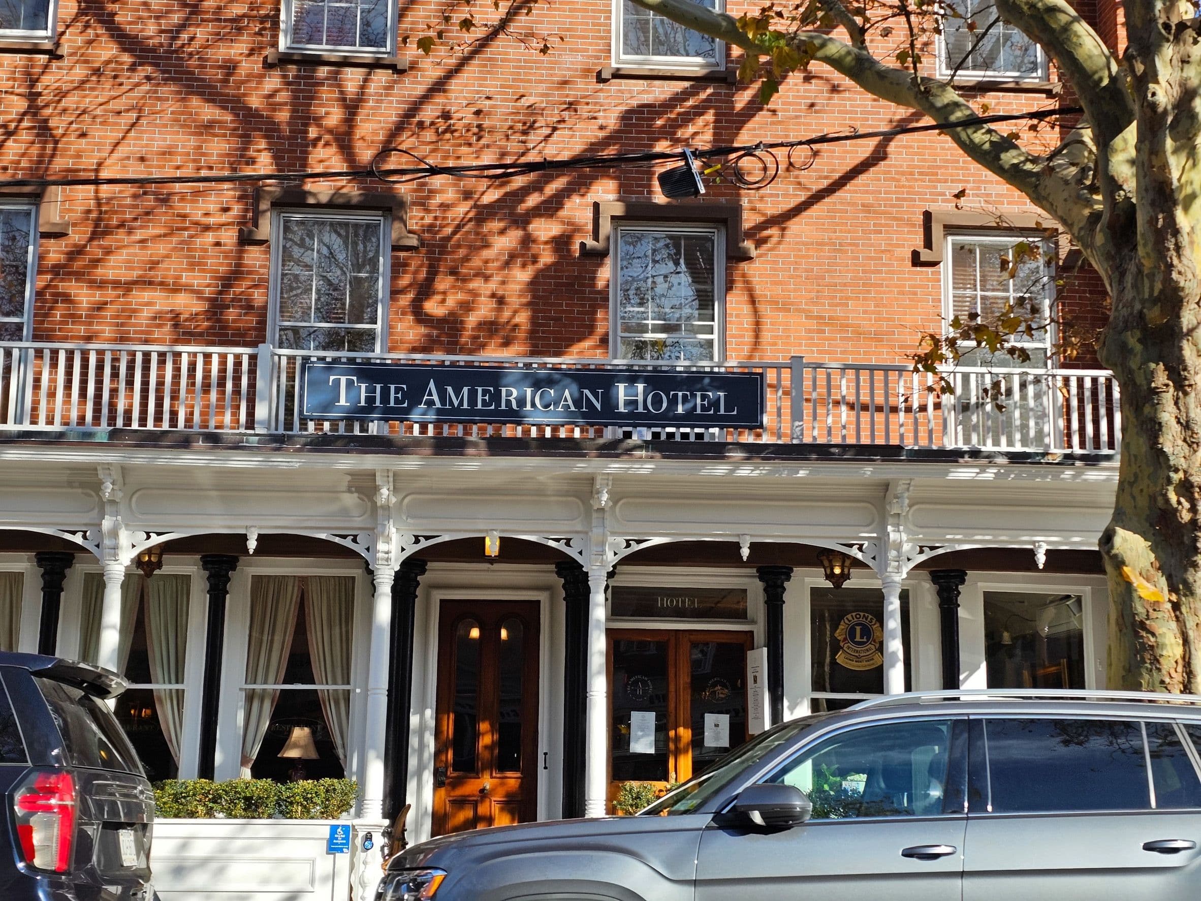 The American Hotel