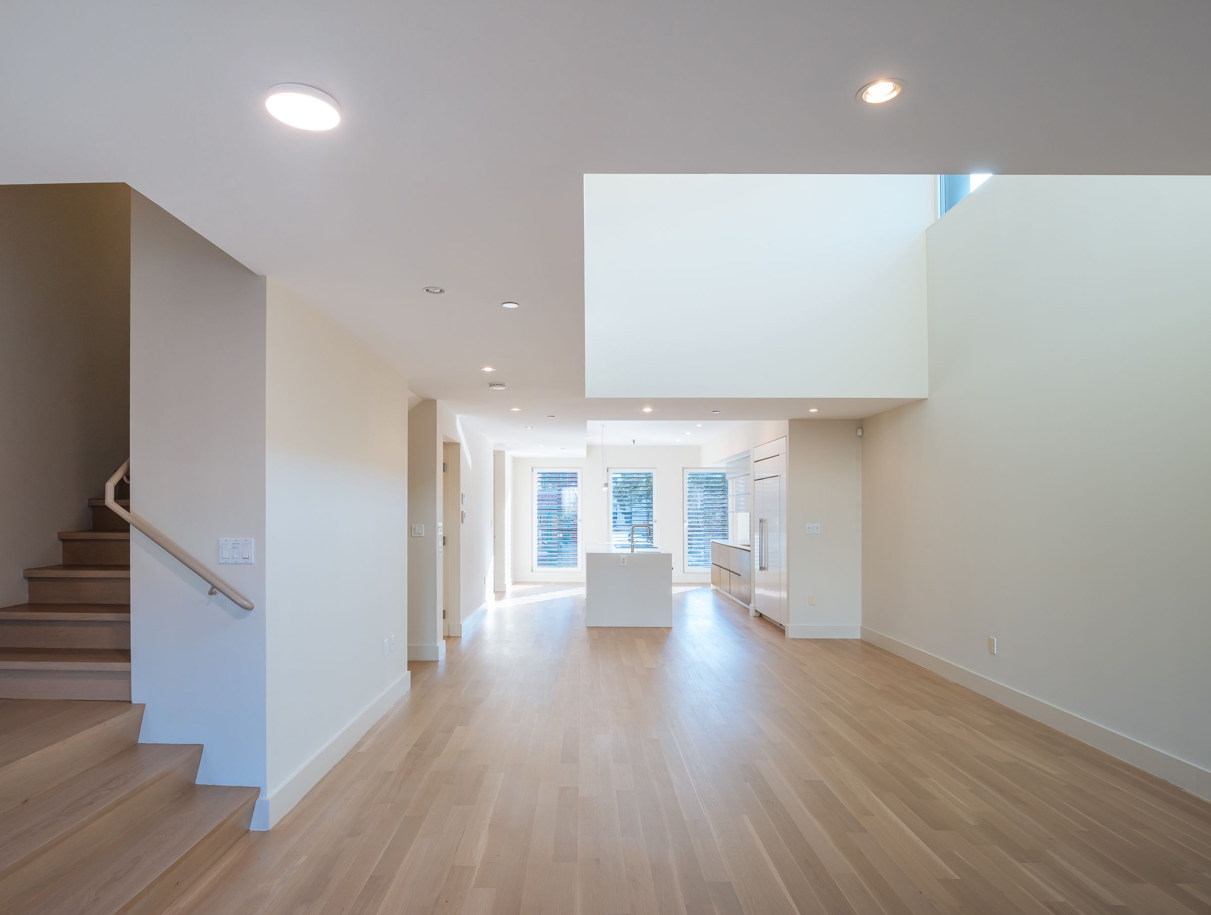 Union Crest | Carroll Gardens | Skyline Townhouse with Balcony photo 6