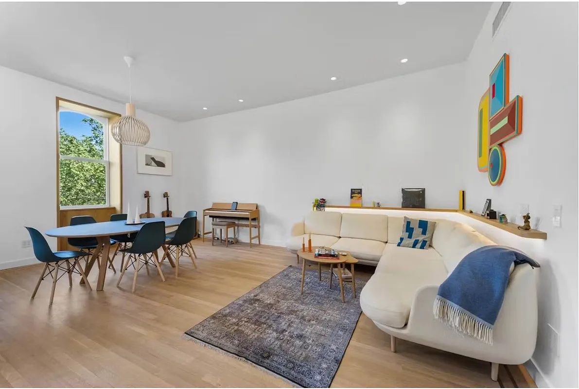 Image of Living space #1