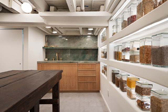 Image of Living space #14