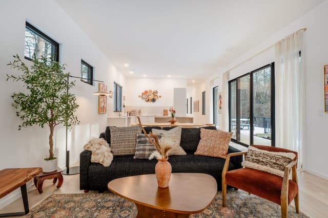 Image of Living space #1