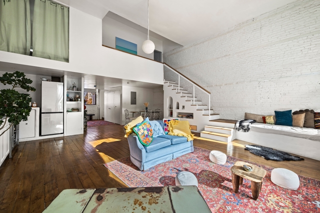 Image of Living space #7