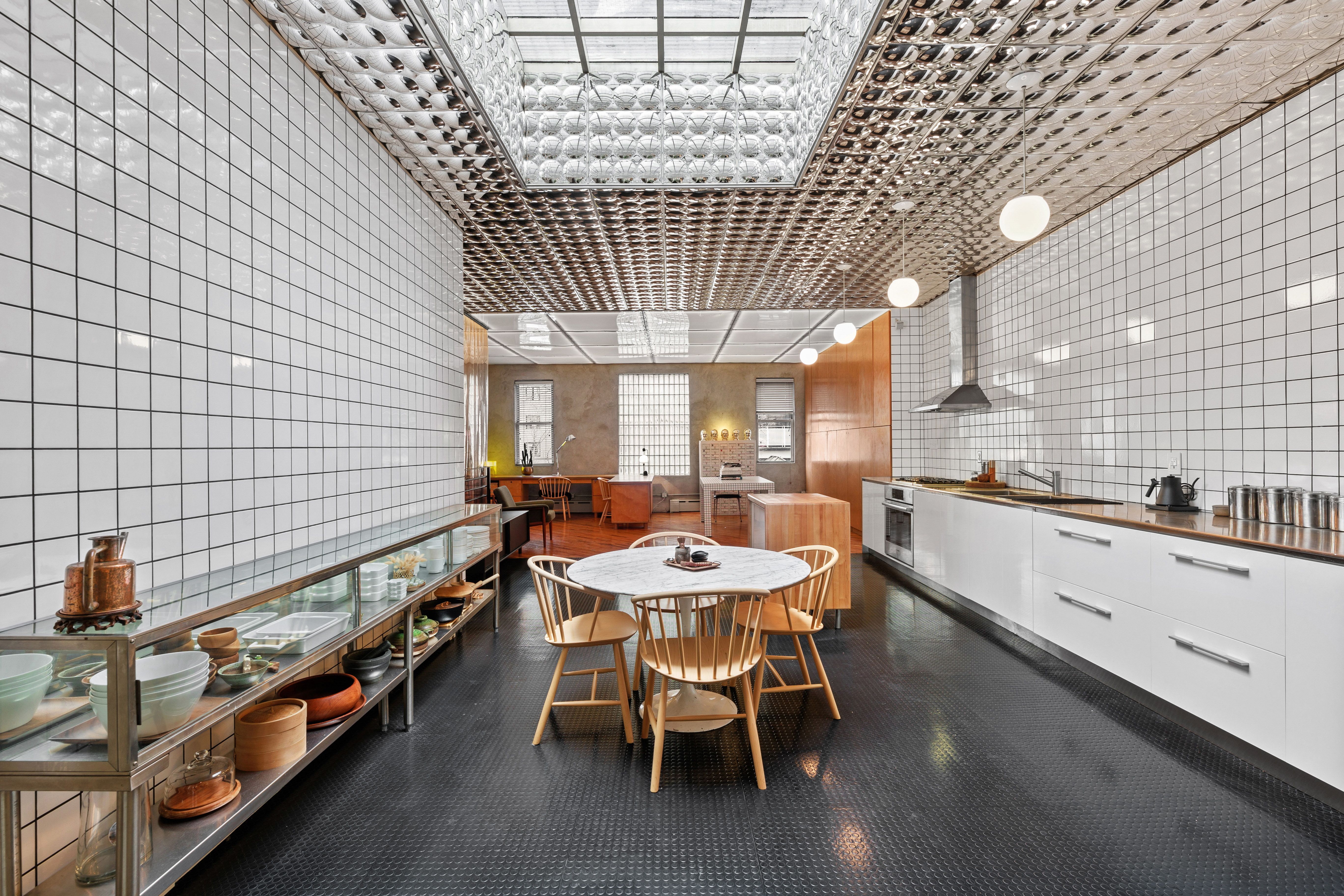 Garden Manor by Rove Travel | Williamsburg, Brooklyn