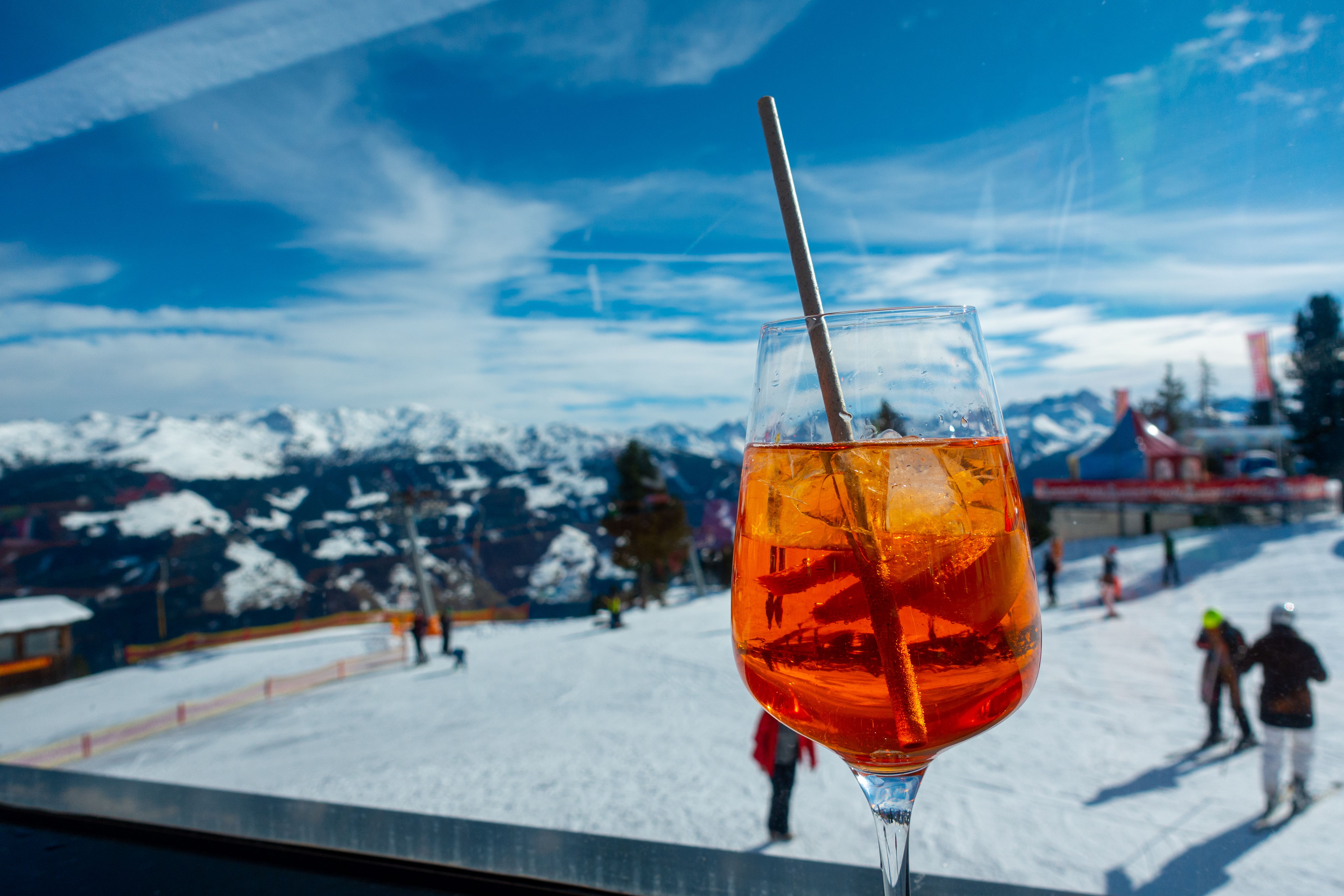 Après-ski drinks