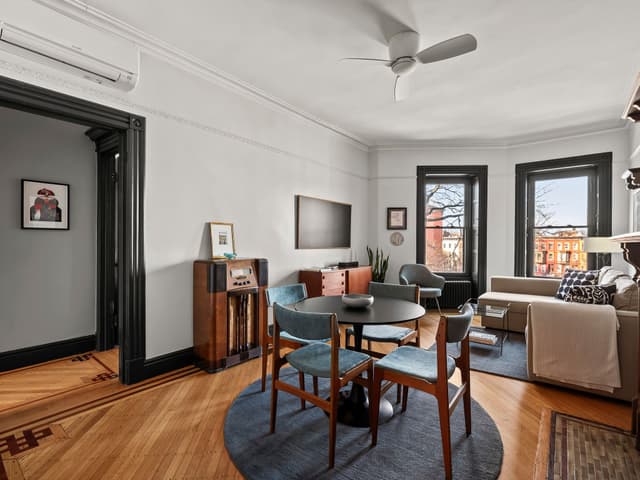 Image of Living space #5