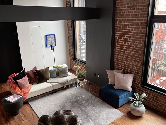 Image of Living space #3