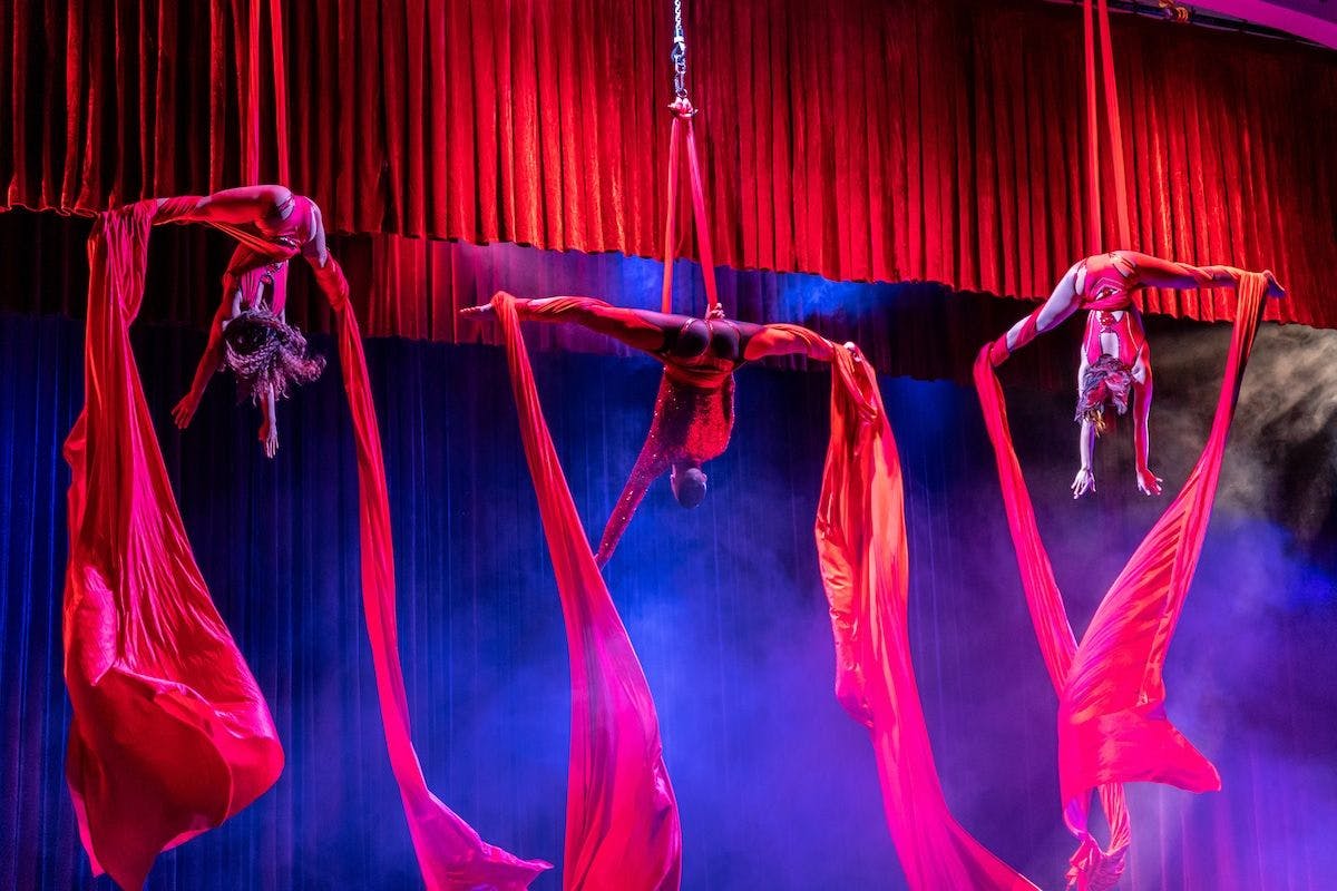 AirOtic Soirée: A Circus-Style Burlesque Show in Hell's Kitchen, New York